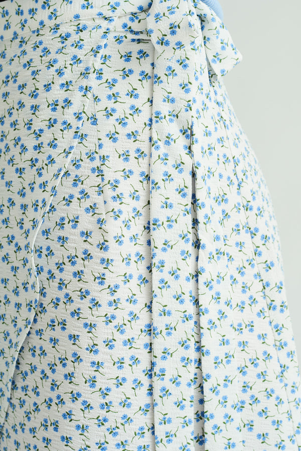 A-View Peony short wrap skirt AV4684 Skirt 144 White/Blue