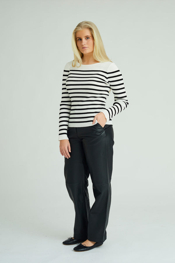 A-View Rib stripe knit blouse Knit 864 White/black