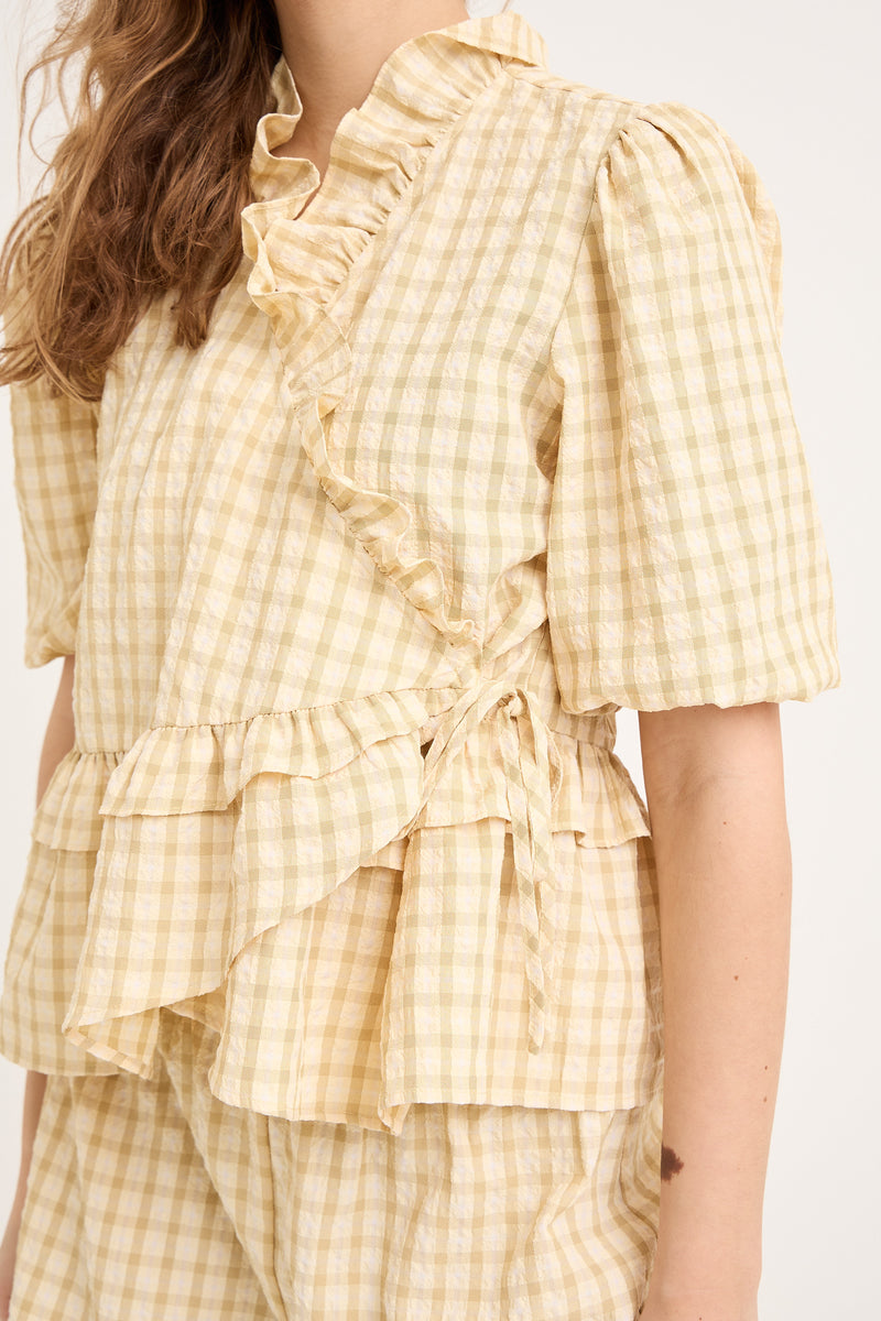 A-View Aulina blouse AV6070 Blouse 069 Pale yellow