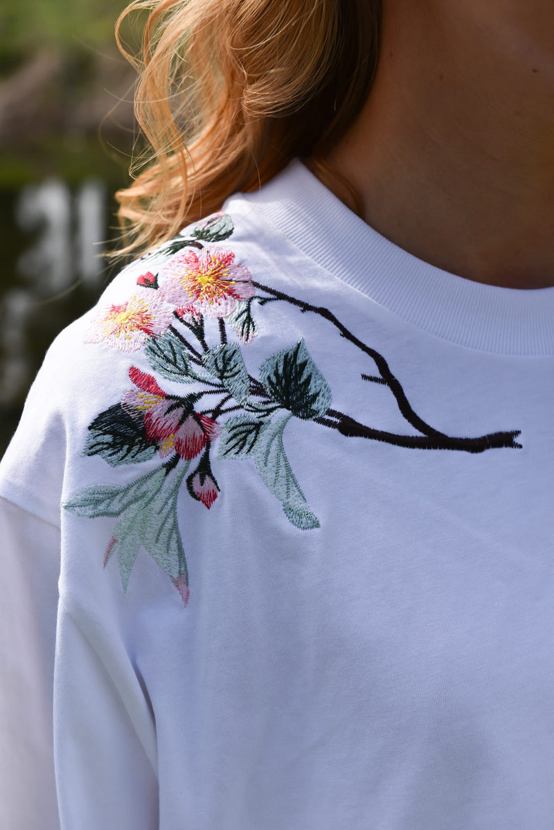 A-View Best Flower Tee AV7053 Tee 000 White