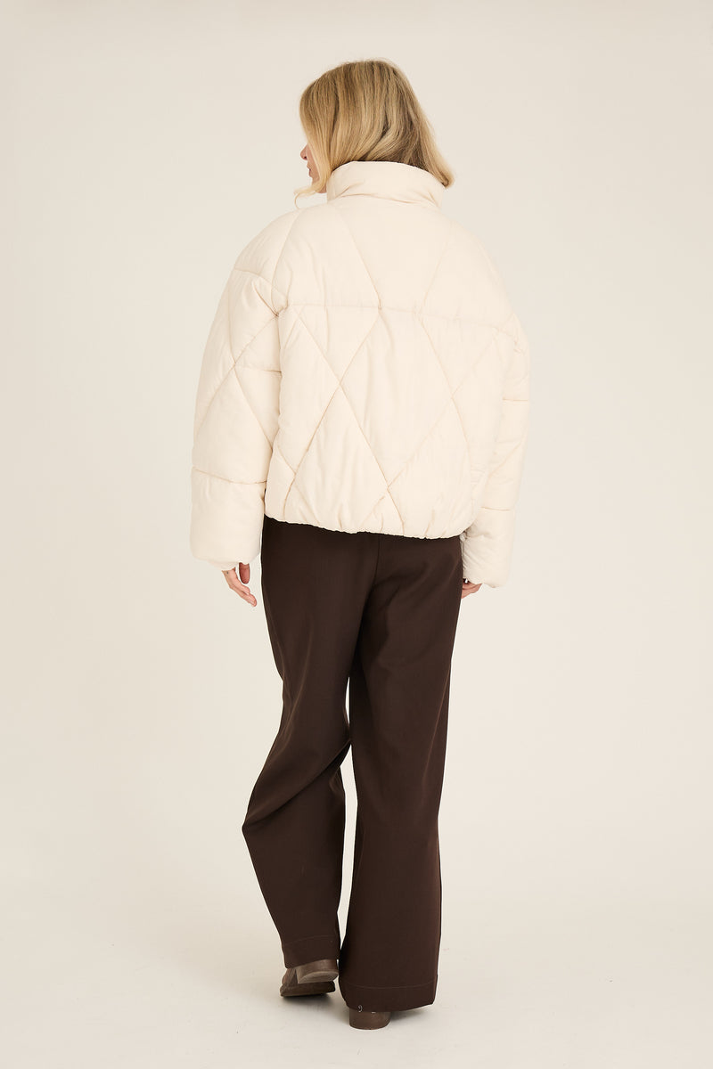 A-View Bowy buffer jacket AV6031 Jacket 005 Off white