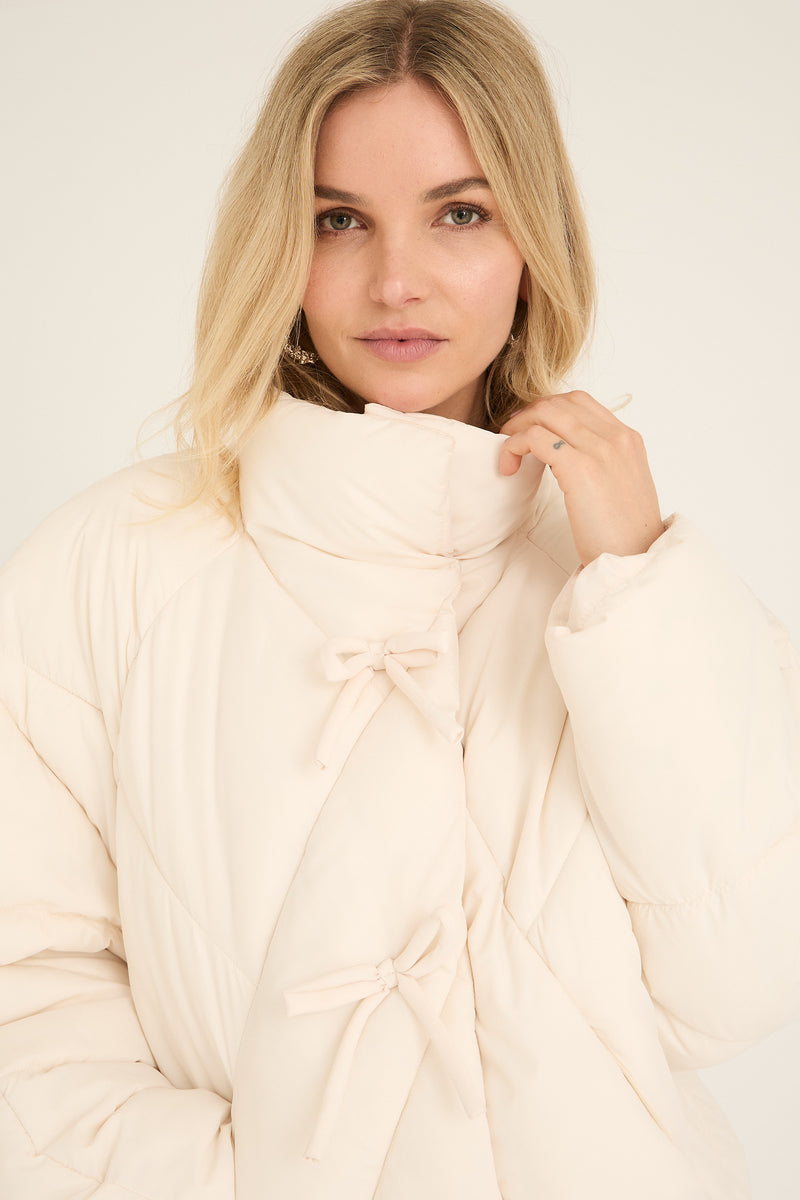 A-View Bowy buffer jacket AV6031 Jacket 005 Off white
