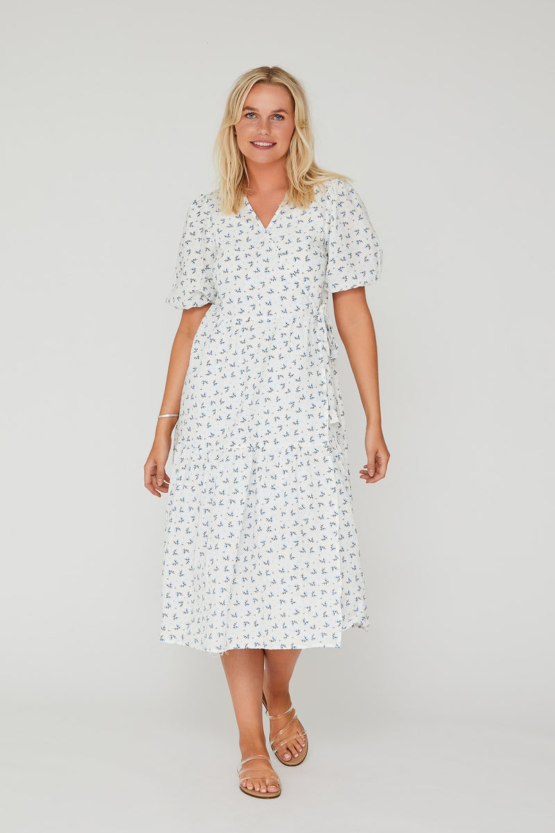 A-View Colvina dress AV4463 Dresses 144 White/Blue