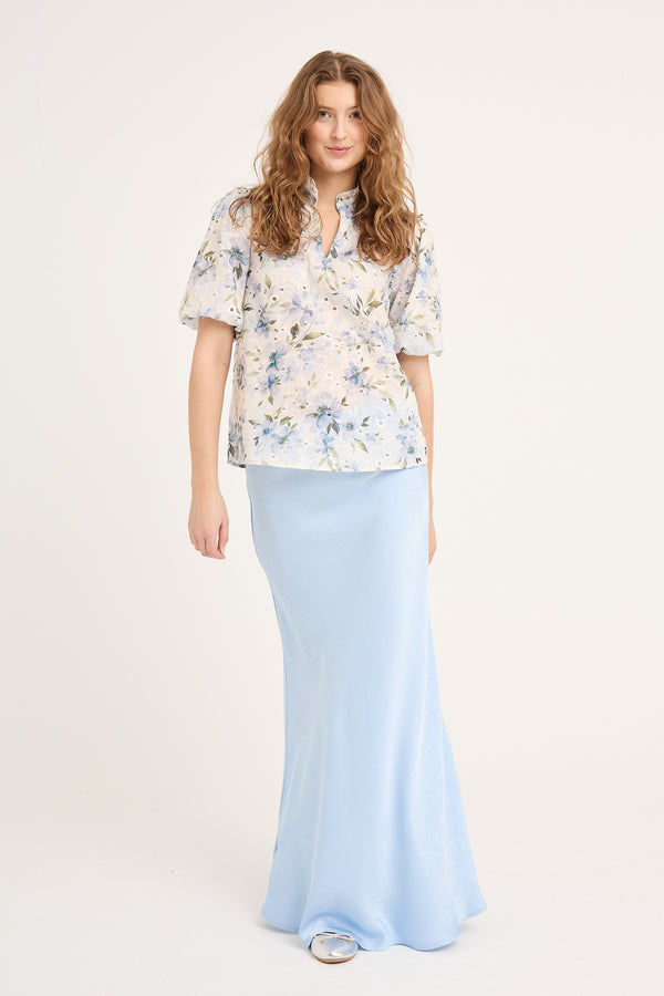 A-View Grete s/s blouse AV6056 Blouse 144 White/Blue