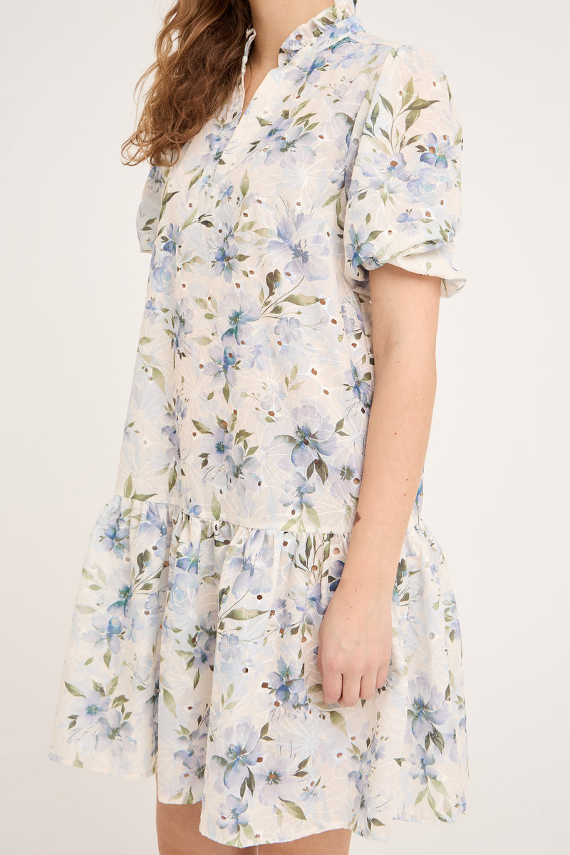 A-View Grete s/s dress AV6057 Dresses 144 White/Blue