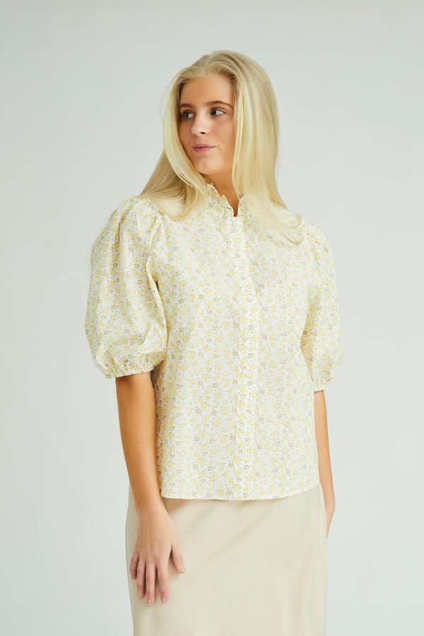 A-View Tiffany short sleeve shirt AV4557 Shirts 069 Pale yellow